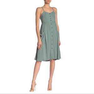 Cute button down midi dress with pockets